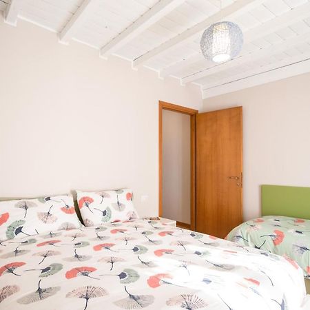 Le Tre Ninfee Di Pusiano! Free Parking Apartment Bagian luar foto