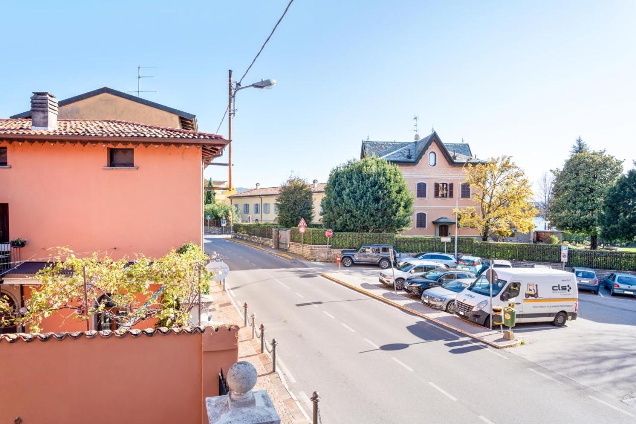 Le Tre Ninfee Di Pusiano! Free Parking Apartment Bagian luar foto